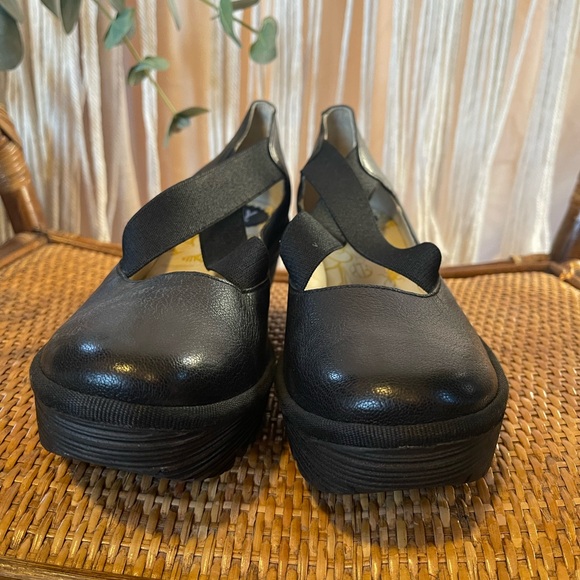 Fly London Black Wedge Shoes with Elastic Straps US size 10 Europe size 42 US 10 - Picture 16 of 16